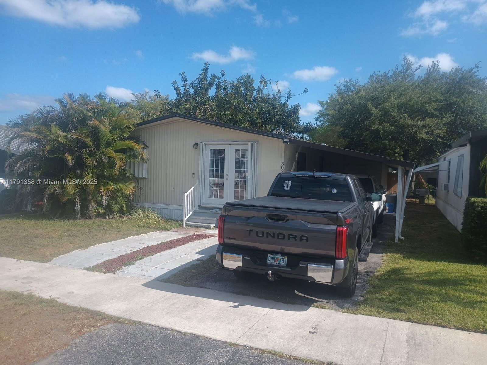Real estate property located at 3024 51st St, Broward, Ravenswood North, Dania Beach, FL
