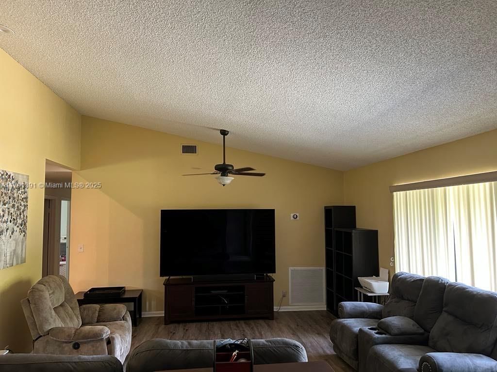 Real estate property located at 142 Sulky Way, Palm Beach, Pinewood East 2 Of Wellin, Wellington, FL