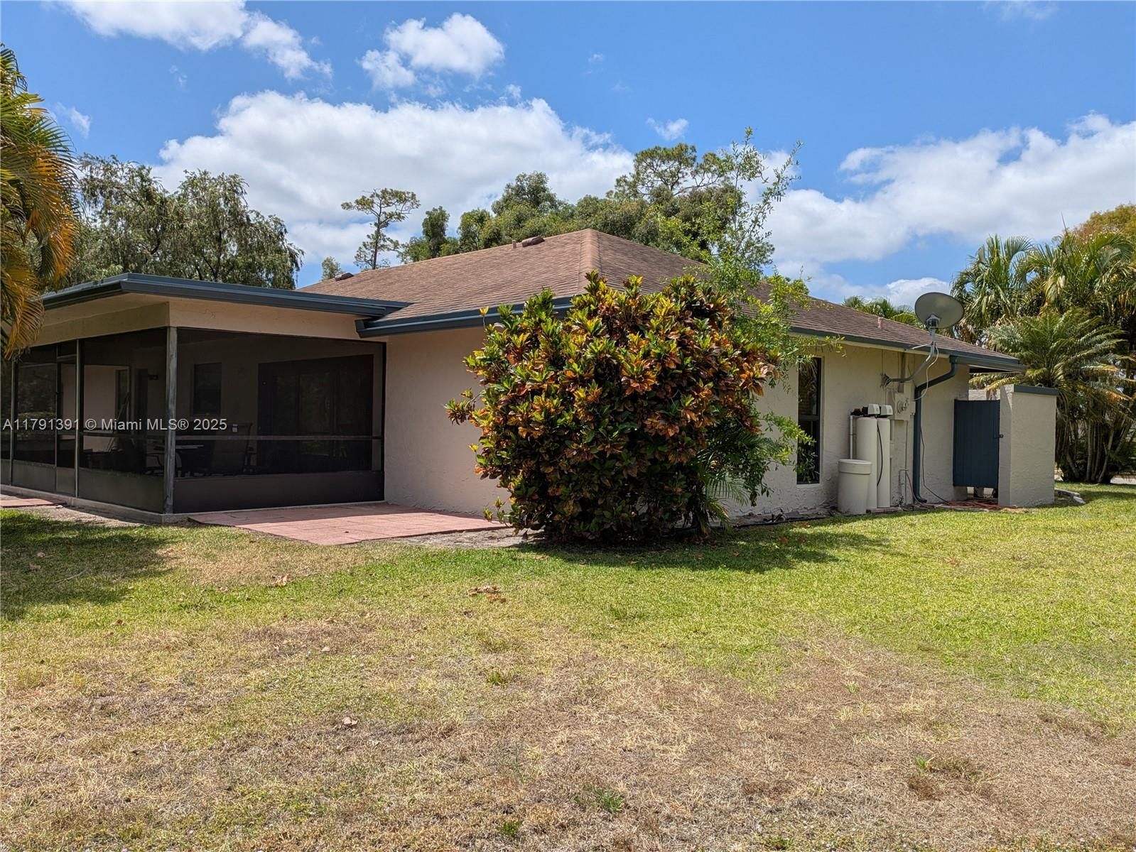 Real estate property located at 142 Sulky Way, Palm Beach, Pinewood East 2 Of Wellin, Wellington, FL