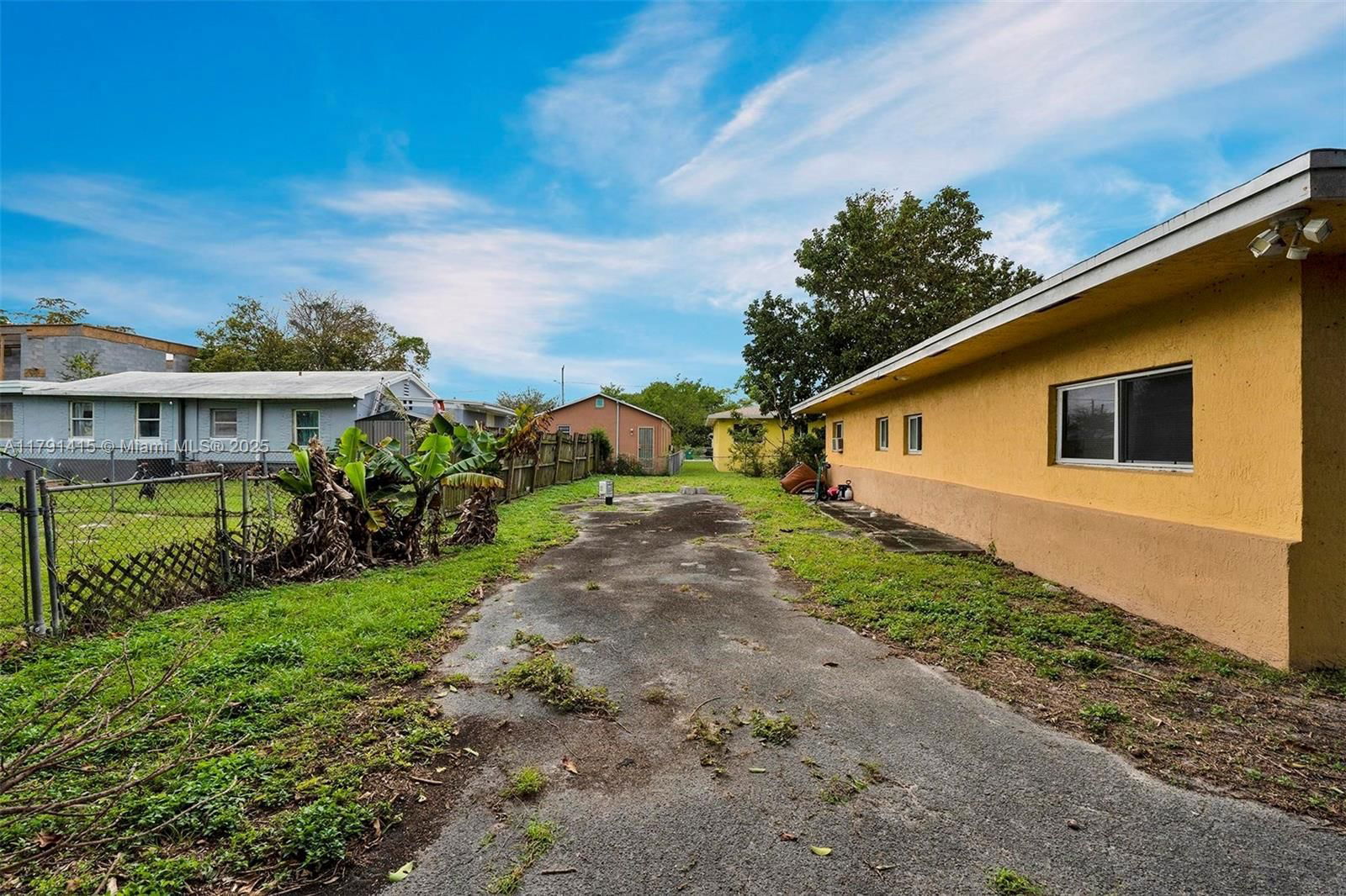 Real estate property located at 1910 72nd St, Miami-dade, Para Villa Heights, Miami, FL