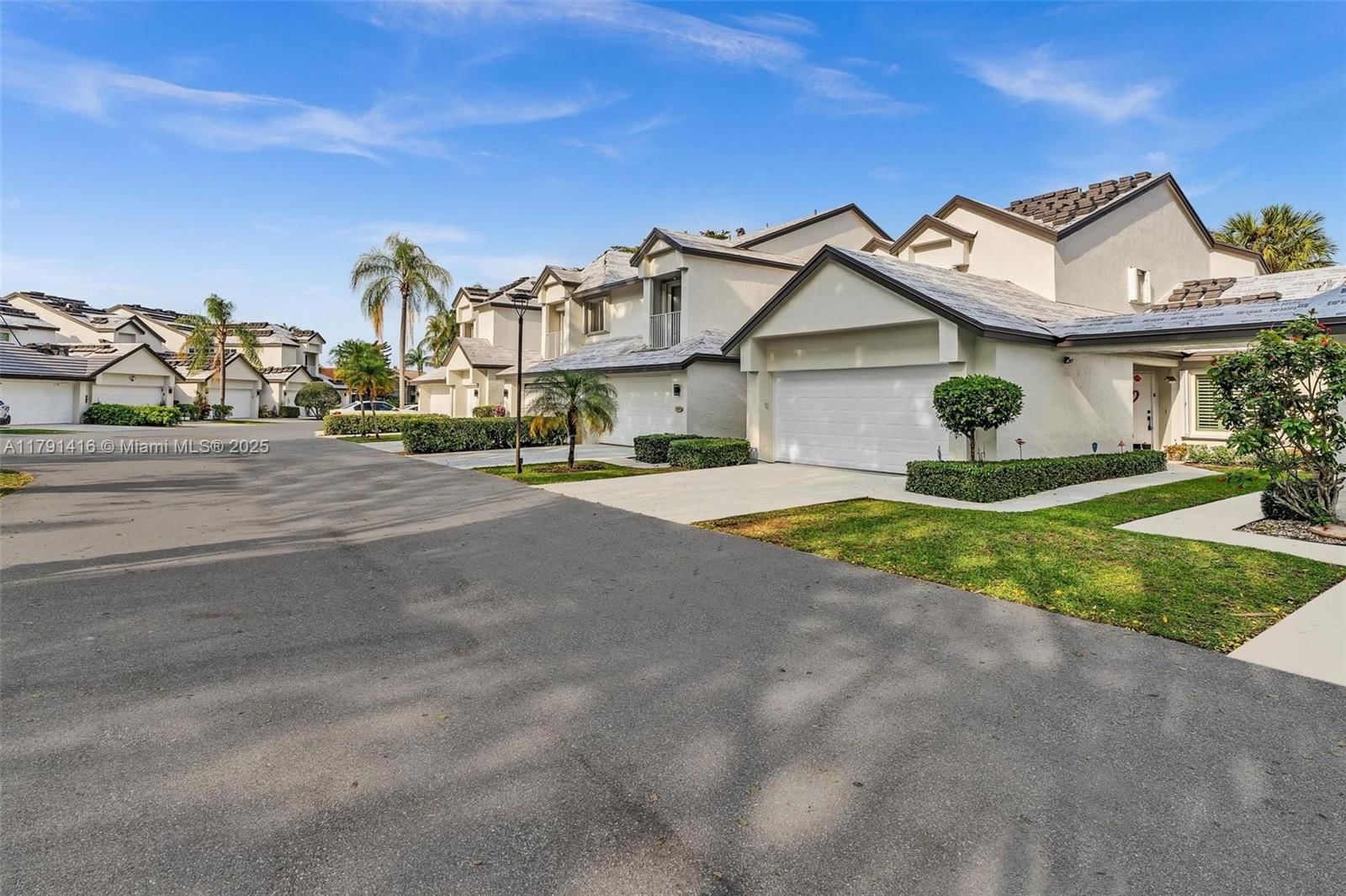 Real estate property located at 23140 Island Vw #3, Palm Beach, Isles Of Boca Condos One, Boca Raton, FL