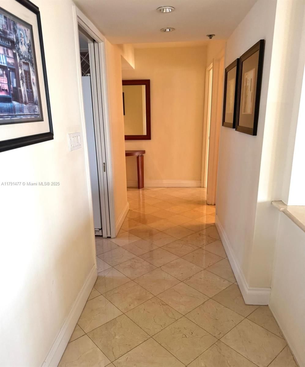 Real estate property located at 1627 Brickell Ave #2005, Miami-dade, Imperial At Brickell Cond, Miami, FL