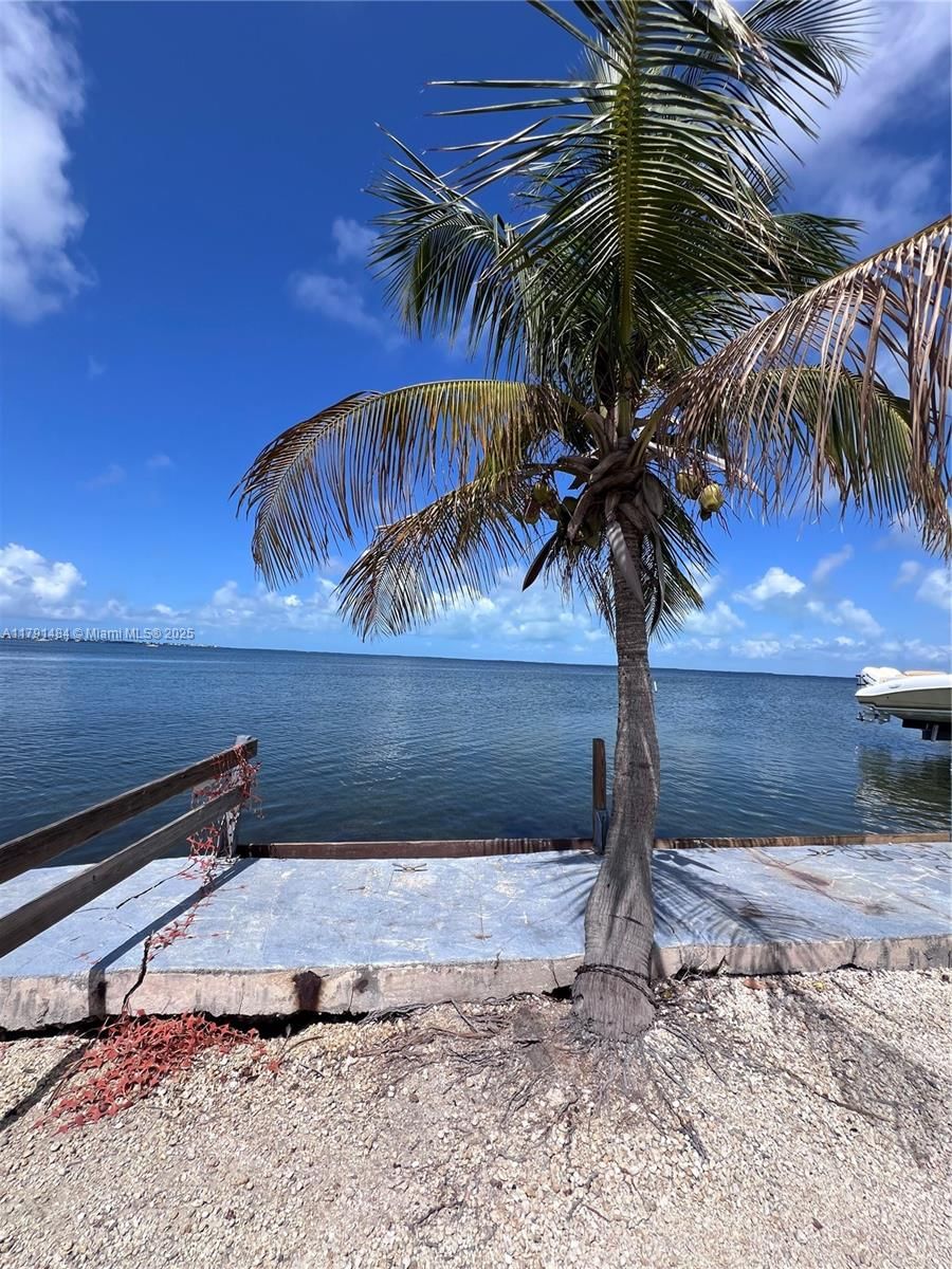Real estate property located at 325 Calusa St #5, Monroe, Calusa Campground, Key Largo, FL