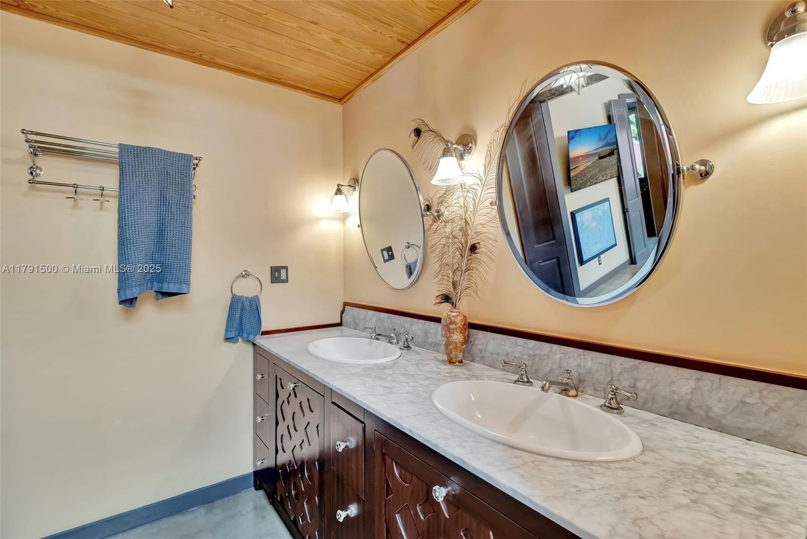Real estate property located at 2760 Kirk St, Miami-dade, Silver Bluff Est Sec C, Coconut Grove, FL