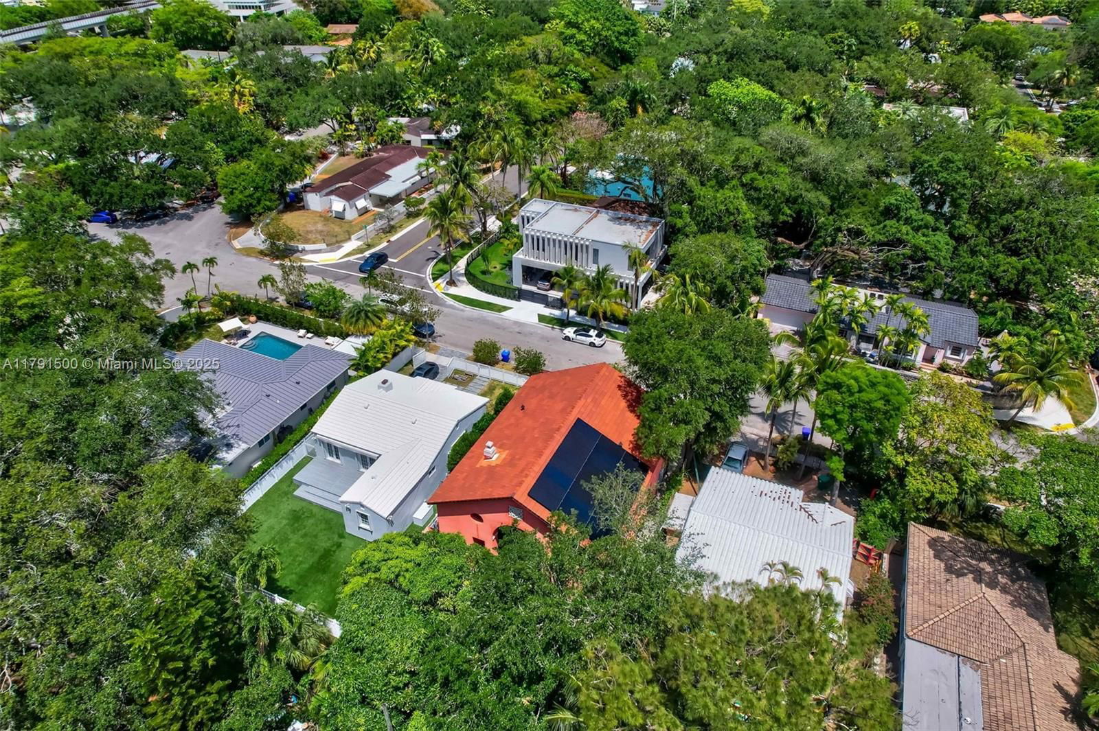 Real estate property located at 2760 Kirk St, Miami-dade, Silver Bluff Est Sec C, Coconut Grove, FL
