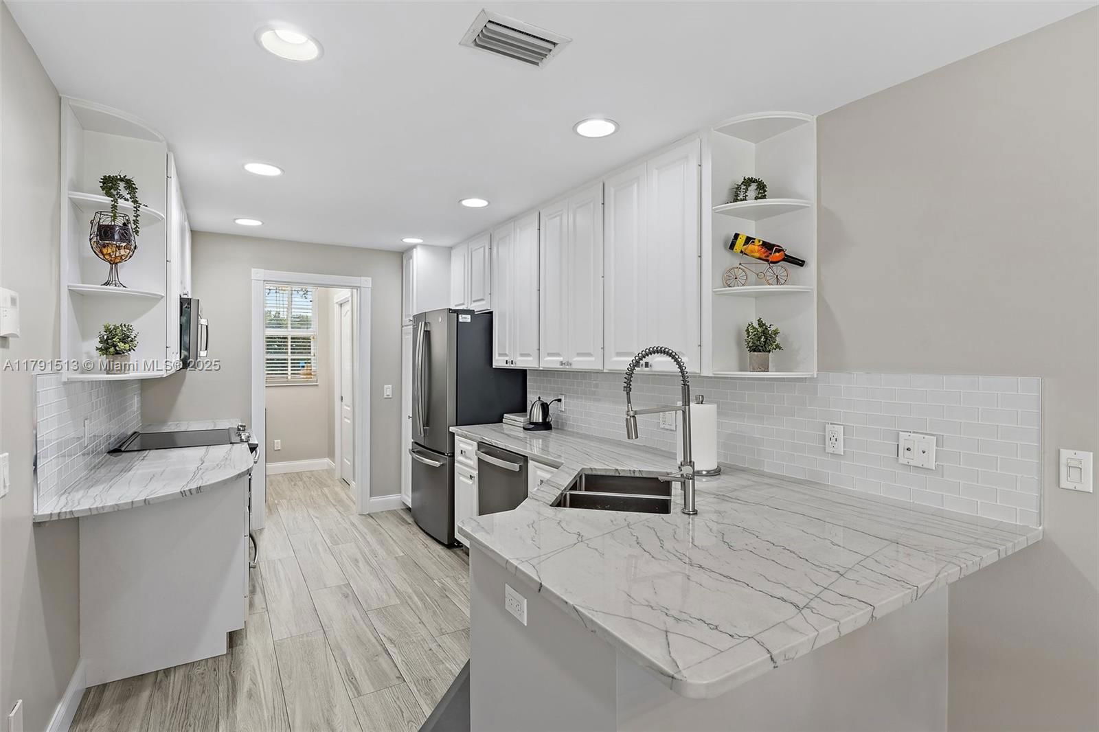 Real estate property located at 223 Fortuna Dr, Palm Beach, Catalina Lakes, Palm Beach Gardens, FL