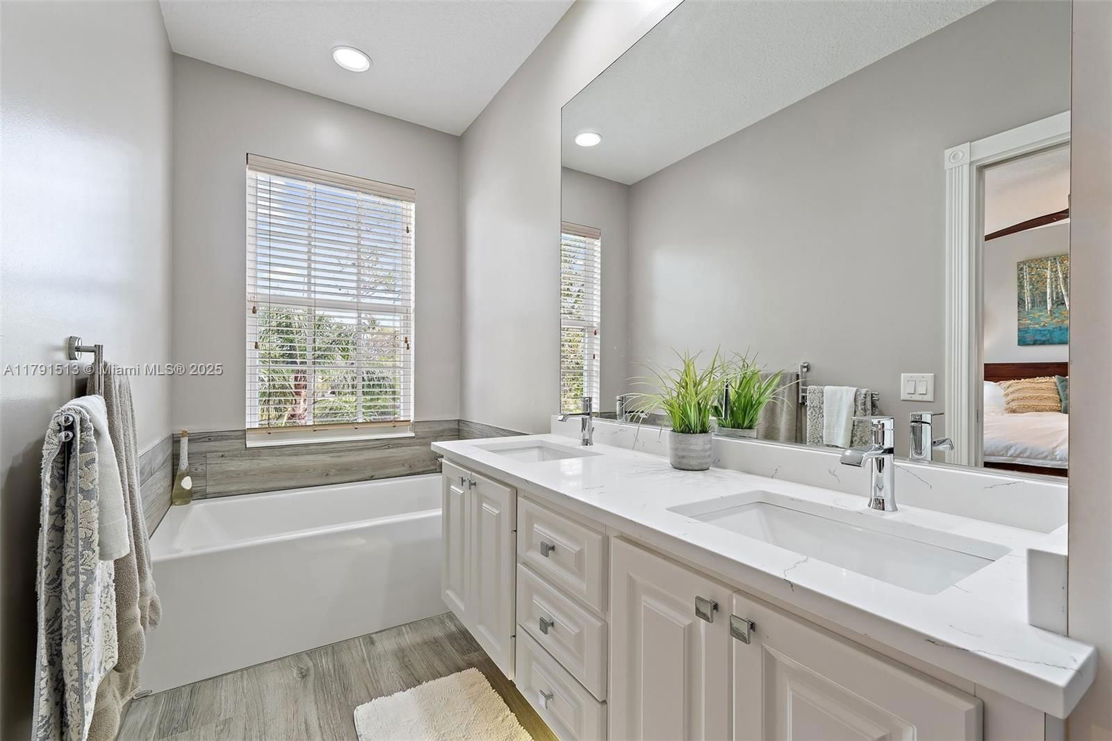 Real estate property located at 223 Fortuna Dr, Palm Beach, Catalina Lakes, Palm Beach Gardens, FL