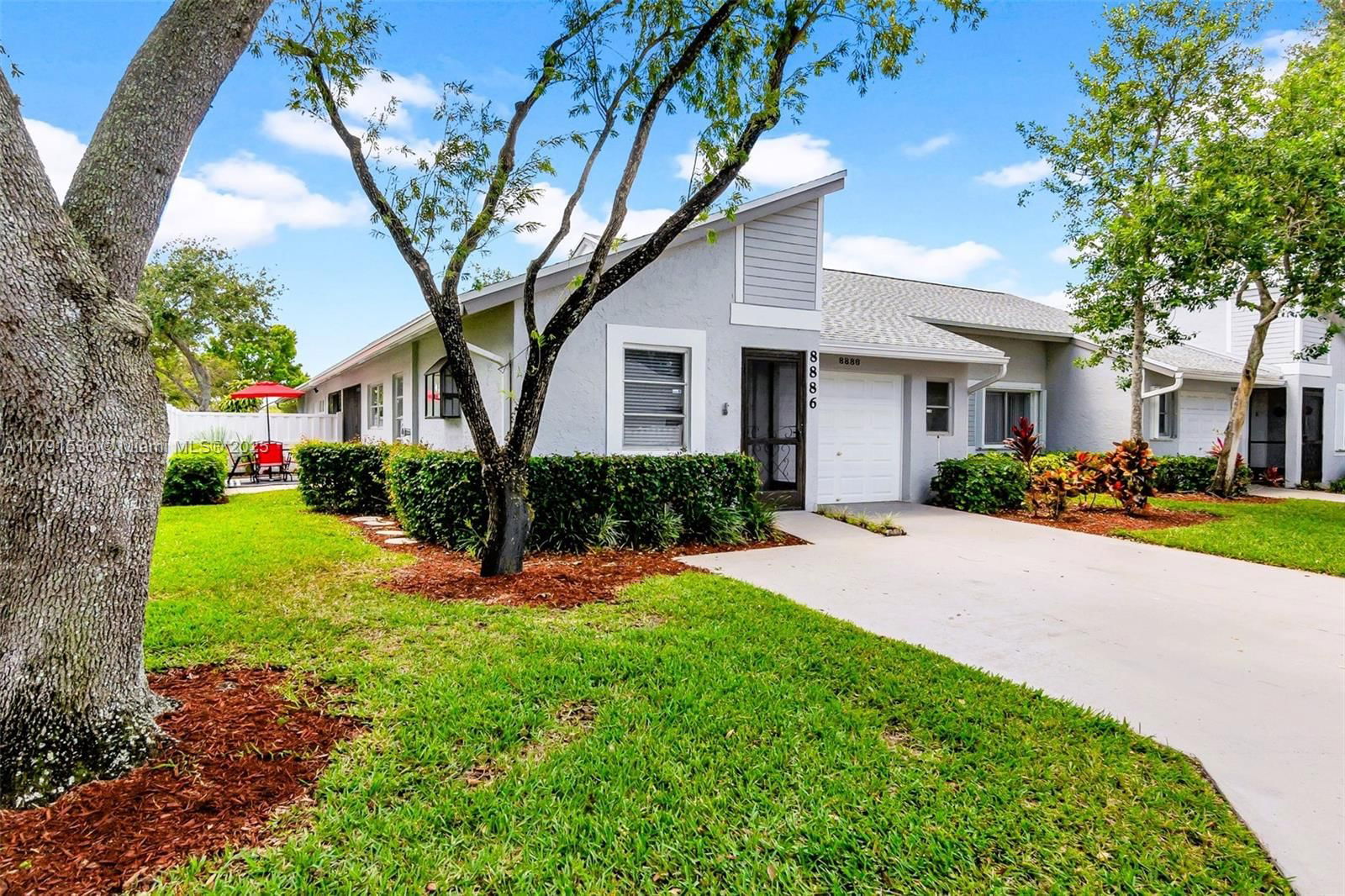 Real estate property located at 8886 Windtree St, Palm Beach, Whisper Walk Condos, Boca Raton, FL