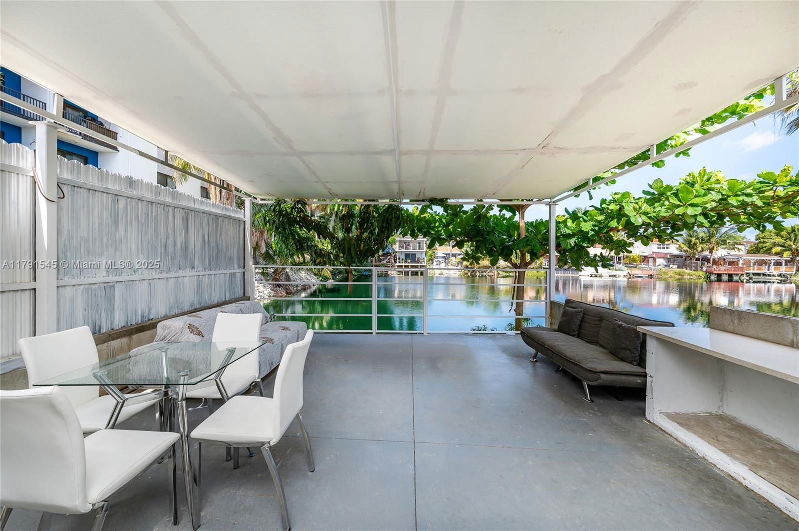 Real estate property located at 7000 15th Ct, Miami-dade, Lake Orleans West, Hialeah, FL