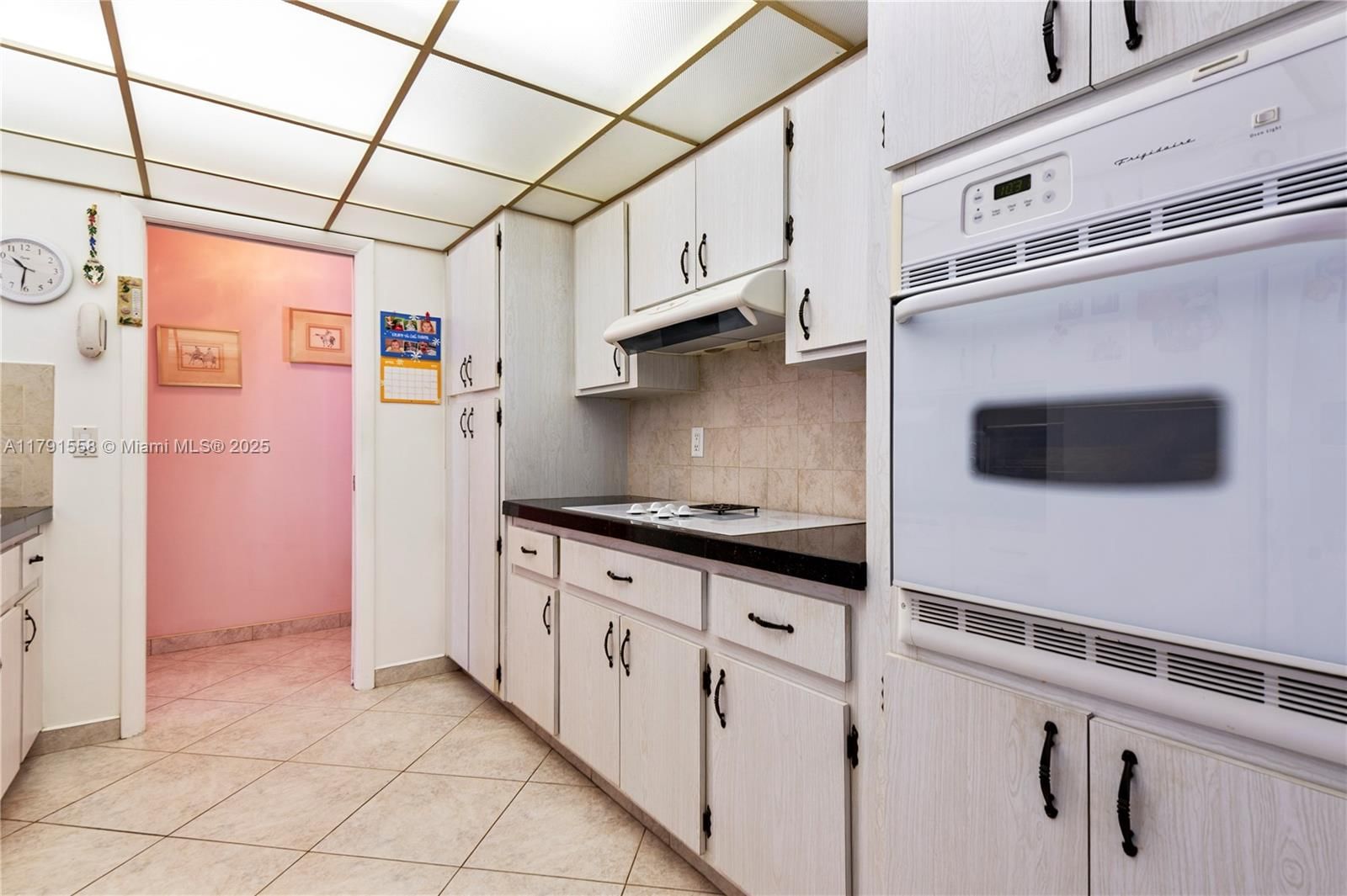 Real estate property located at 1124 3rd St, Broward, Gulfstream Estates No 3, Hallandale Beach, FL