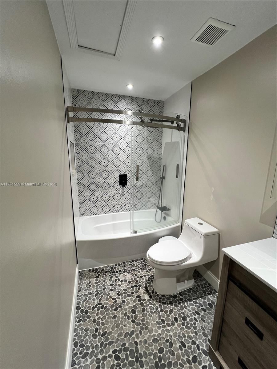 Real estate property located at 19055 62nd Ave #212, Miami-dade, Countryside Village Condo, Hialeah, FL