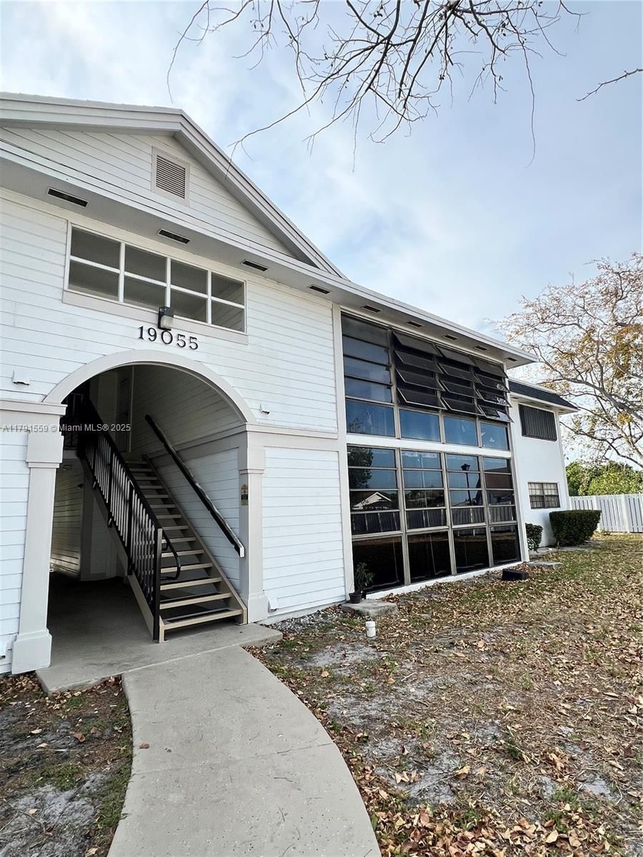 Real estate property located at 19055 62nd Ave #212, Miami-dade, Countryside Village Condo, Hialeah, FL
