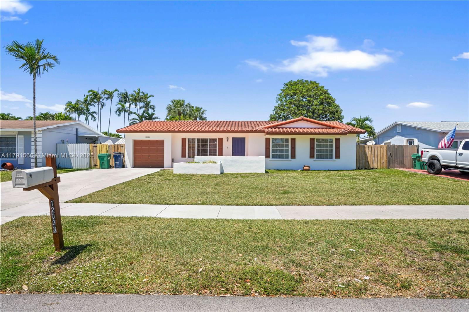 Real estate property located at 12023 105th Ln, Miami-dade, Devon-aire Estates Sec 4, Miami, FL