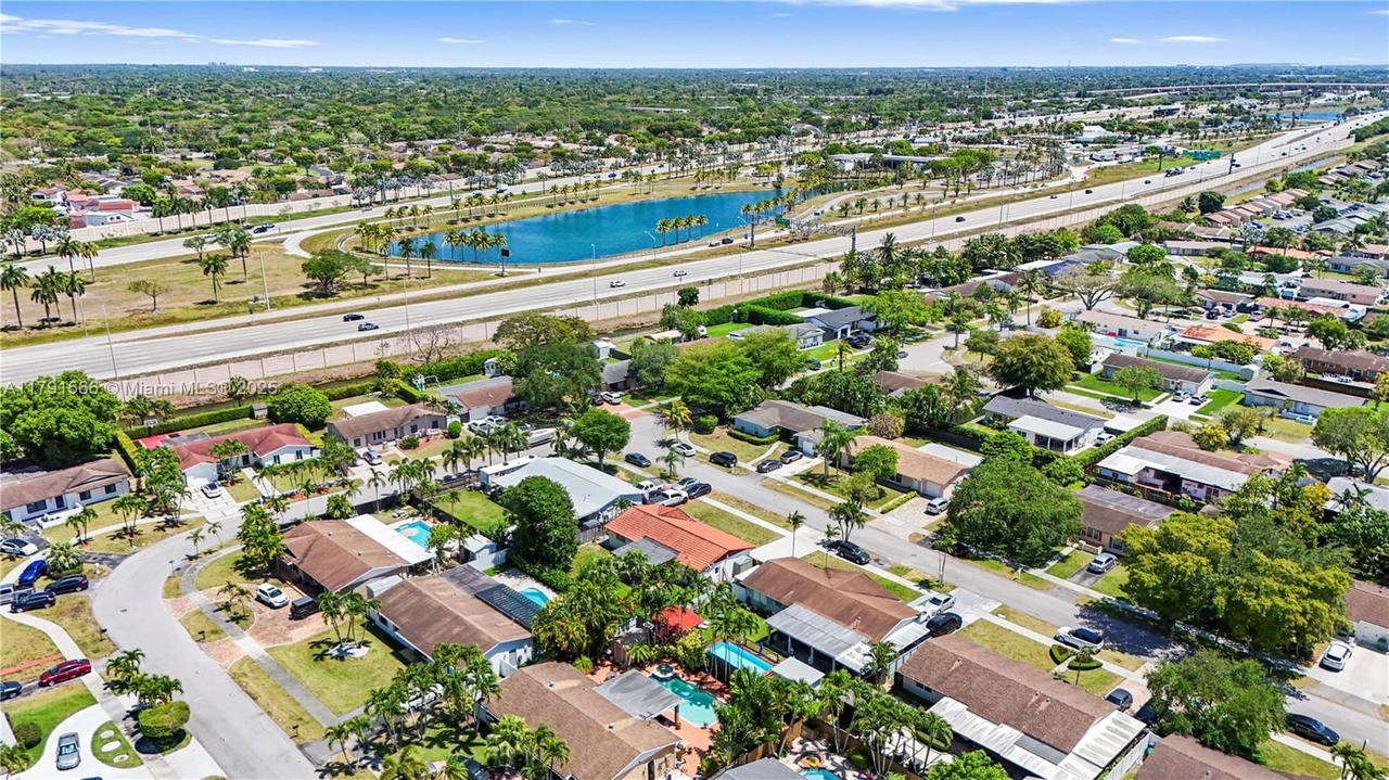 Real estate property located at 12023 105th Ln, Miami-dade, Devon-aire Estates Sec 4, Miami, FL