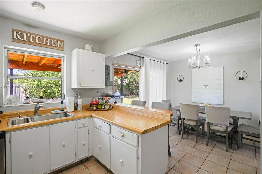 Real estate property located at 12023 105th Ln, Miami-dade, Devon-aire Estates Sec 4, Miami, FL