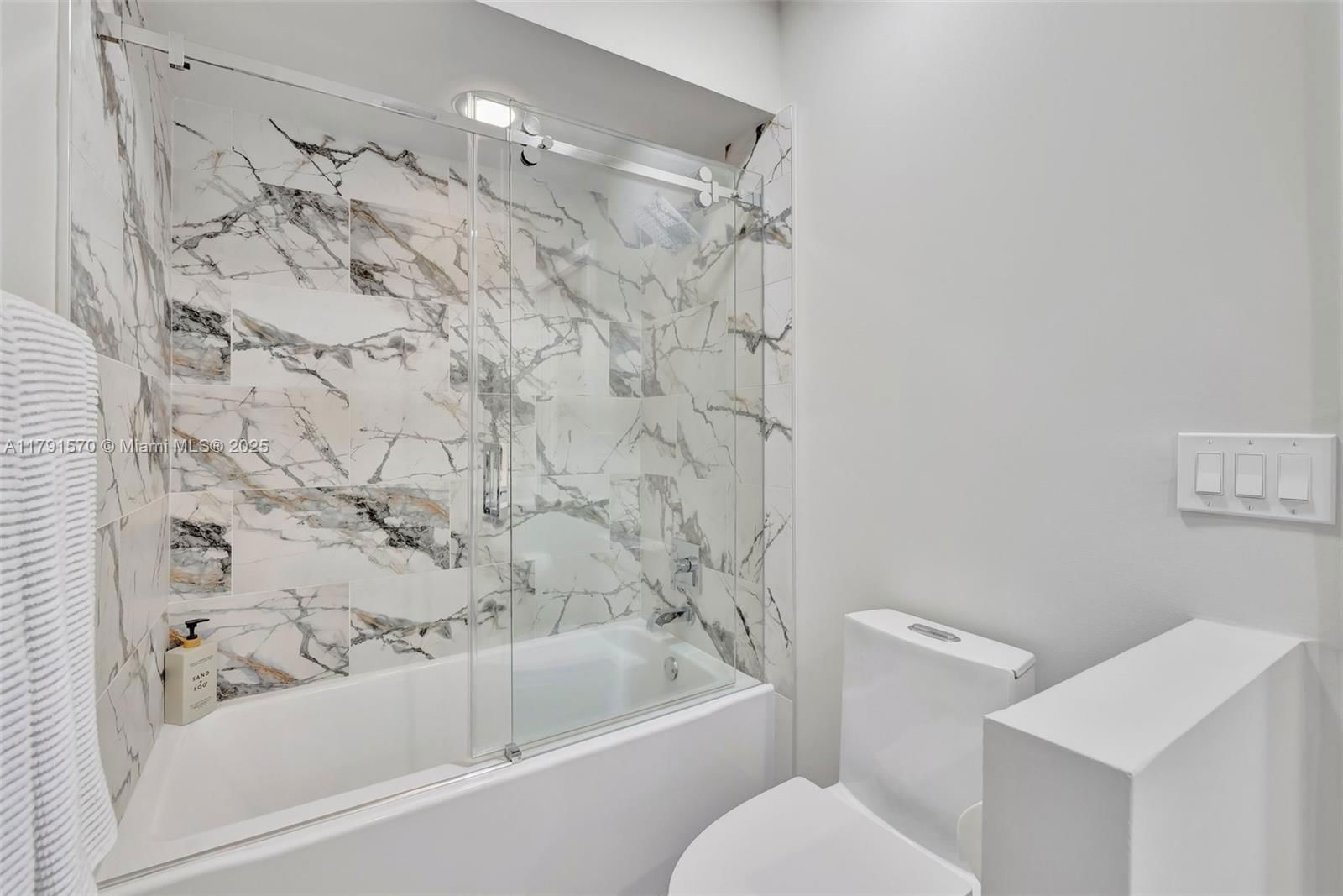Real estate property located at 6393 Brava Way, Palm Beach, Costa Brava Of Boca Pointe, Boca Raton, FL