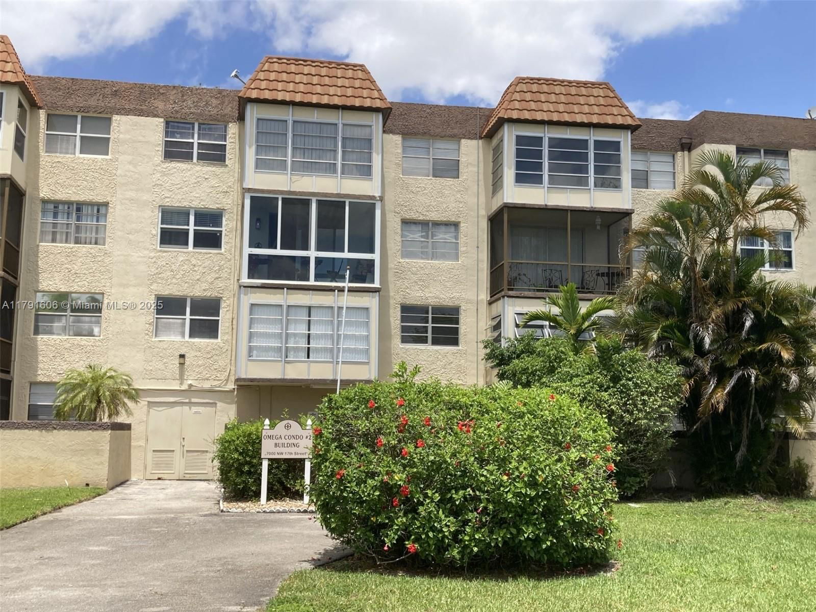 Real estate property located at 7000 17th St #109, Broward, Omega Condo No 2, Plantation, FL