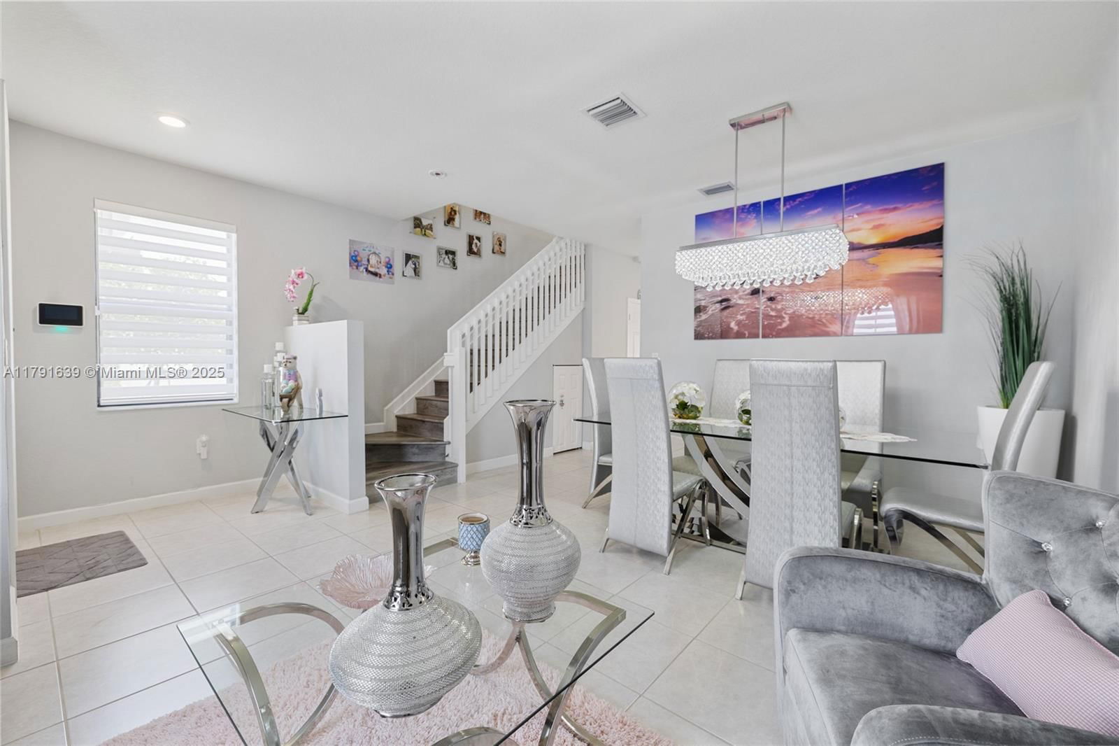Real estate property located at 3289 106th Ter, Miami-dade, Aquabella Section Two, Hialeah, FL