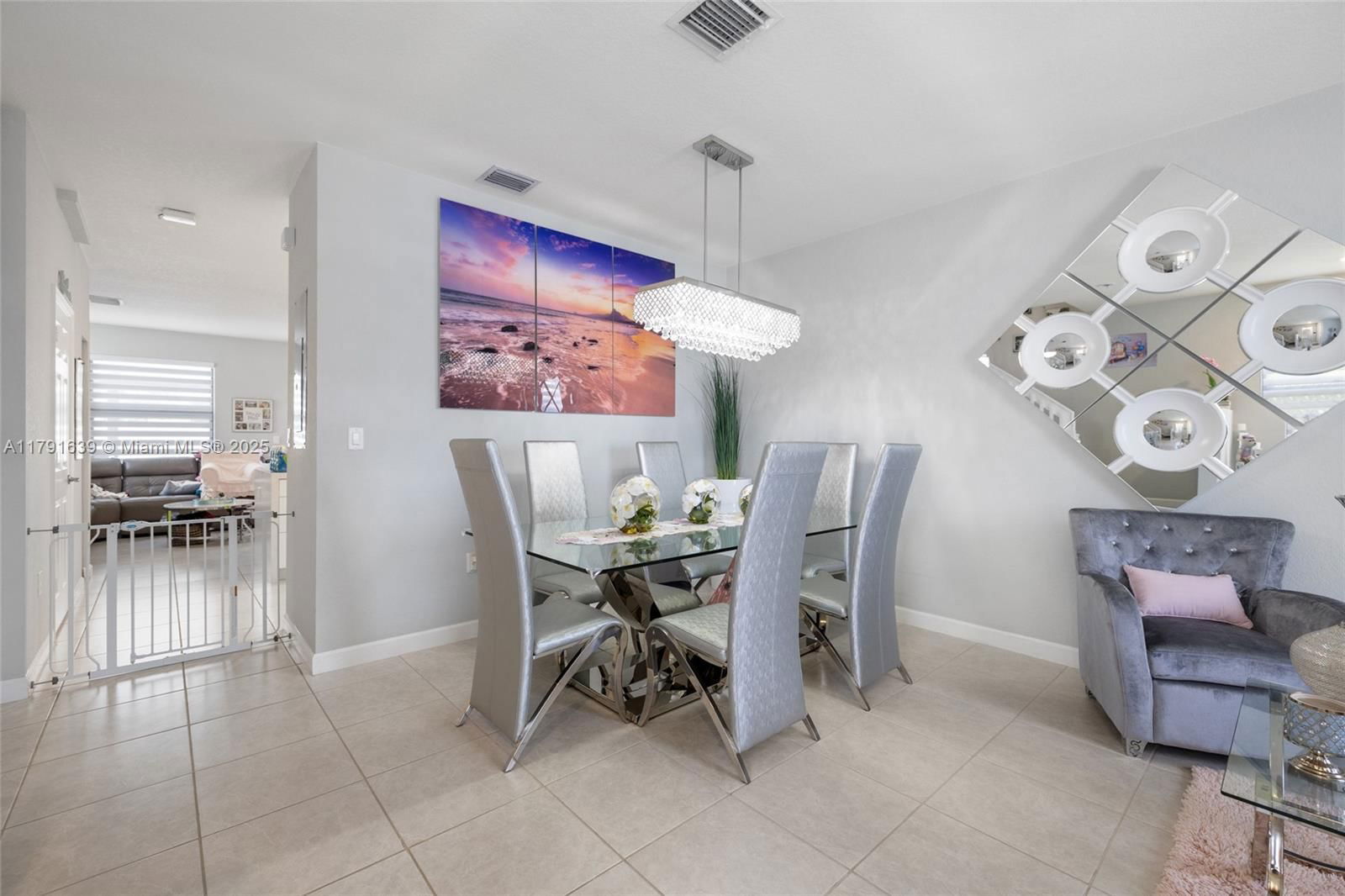 Real estate property located at 3289 106th Ter, Miami-dade, Aquabella Section Two, Hialeah, FL