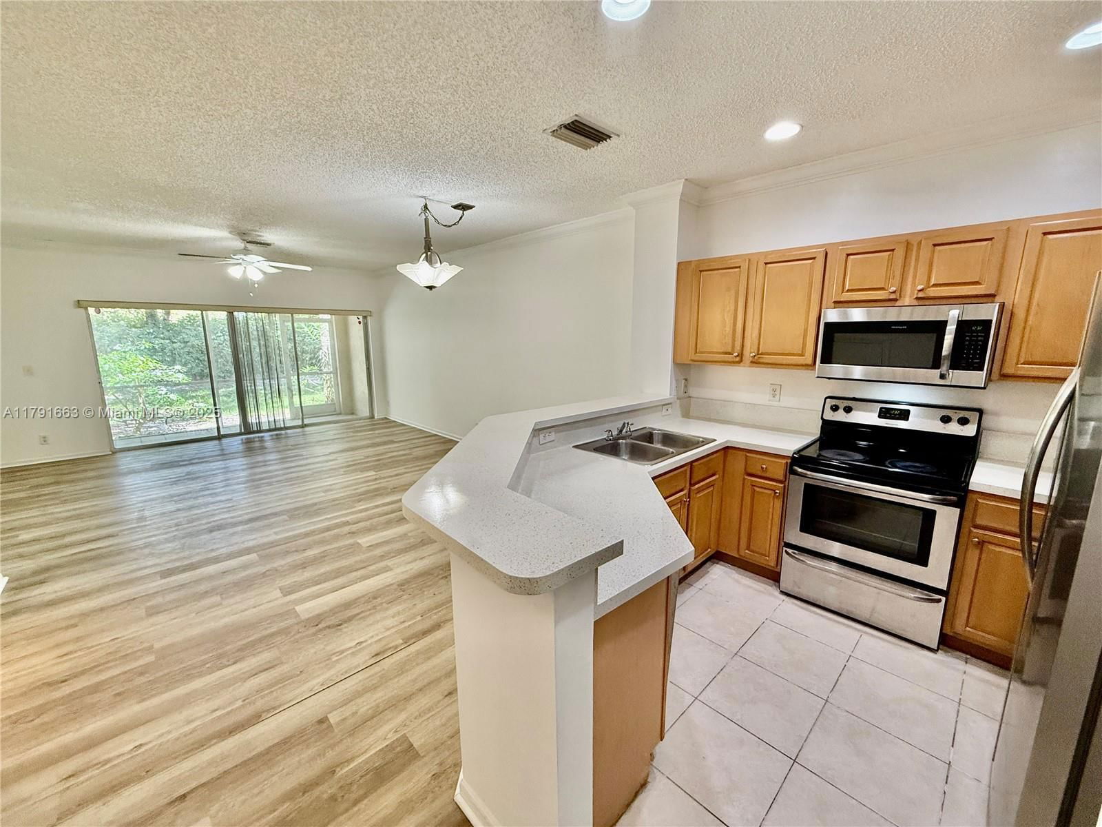 Real estate property located at 4855 Palmbrooke Cir, Palm Beach, Palmbrooke Townhomes, West Palm Beach, FL