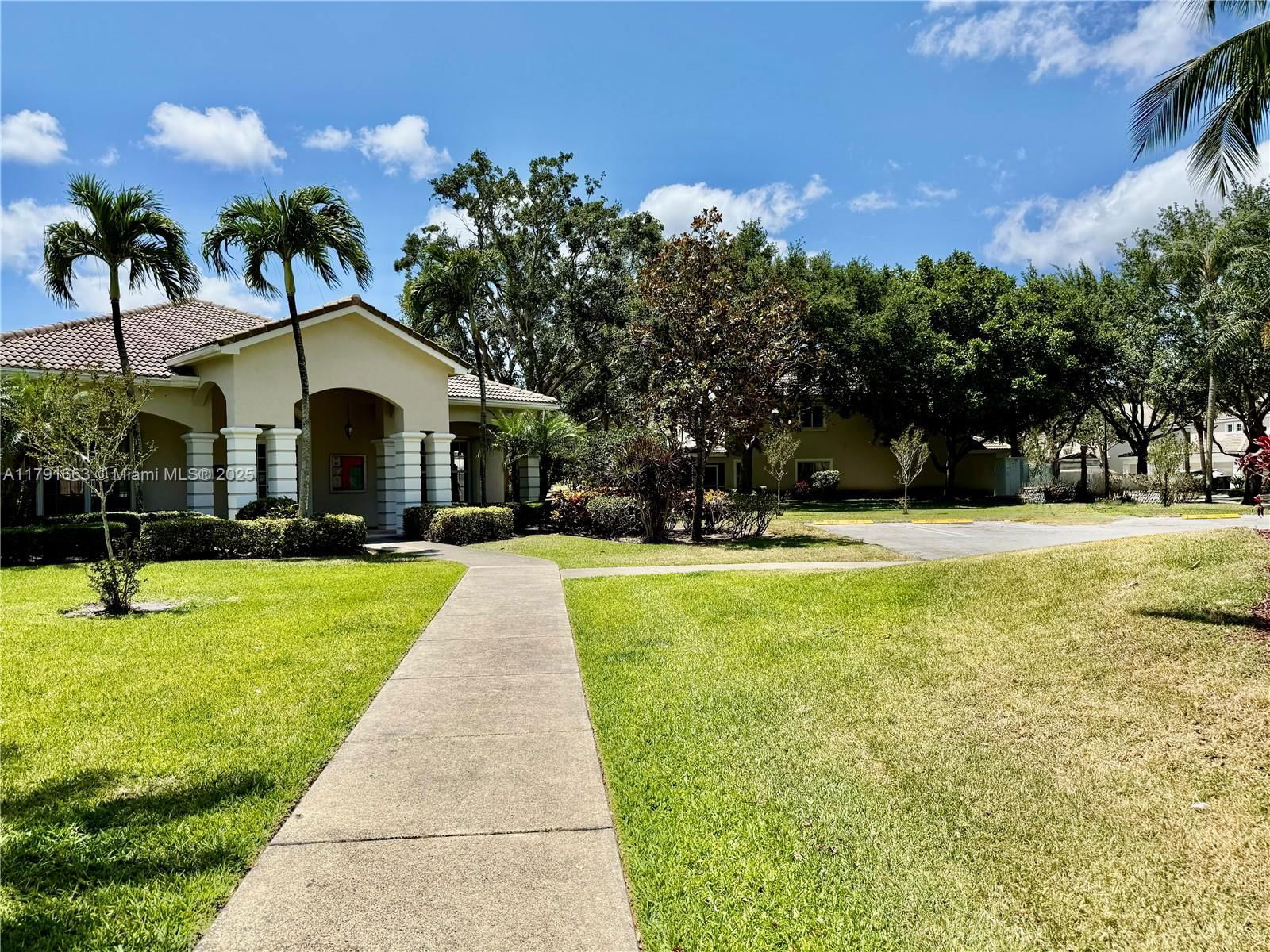 Real estate property located at 4855 Palmbrooke Cir, Palm Beach, Palmbrooke Townhomes, West Palm Beach, FL