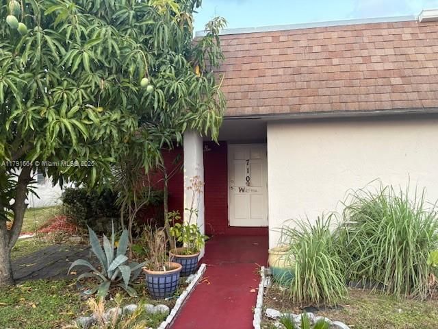 Real estate property located at 710 73rd Ave #34, Broward, Sugar Spring Two Condo, North Lauderdale, FL