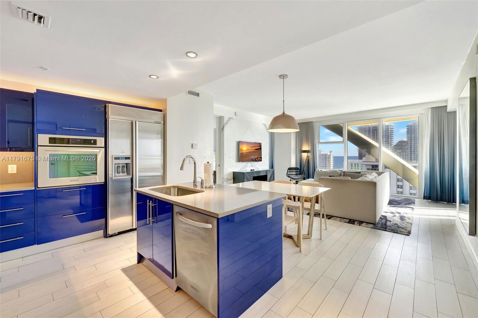 Real estate property located at 3101 Bayshore Dr #1605, Broward, Fort Lauderdale Residence, Fort Lauderdale, FL
