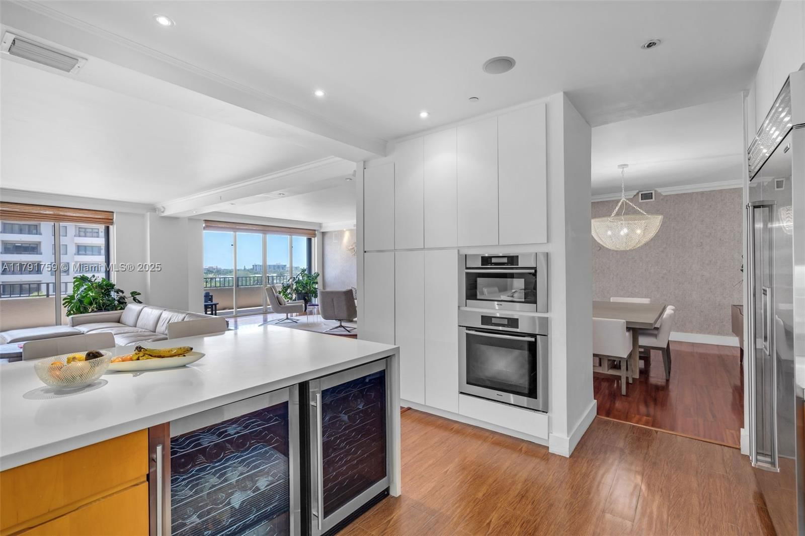 Real estate property located at 251 Crandon Blvd #624, Miami-dade, Key Colony No 2 Condo, Key Biscayne, FL