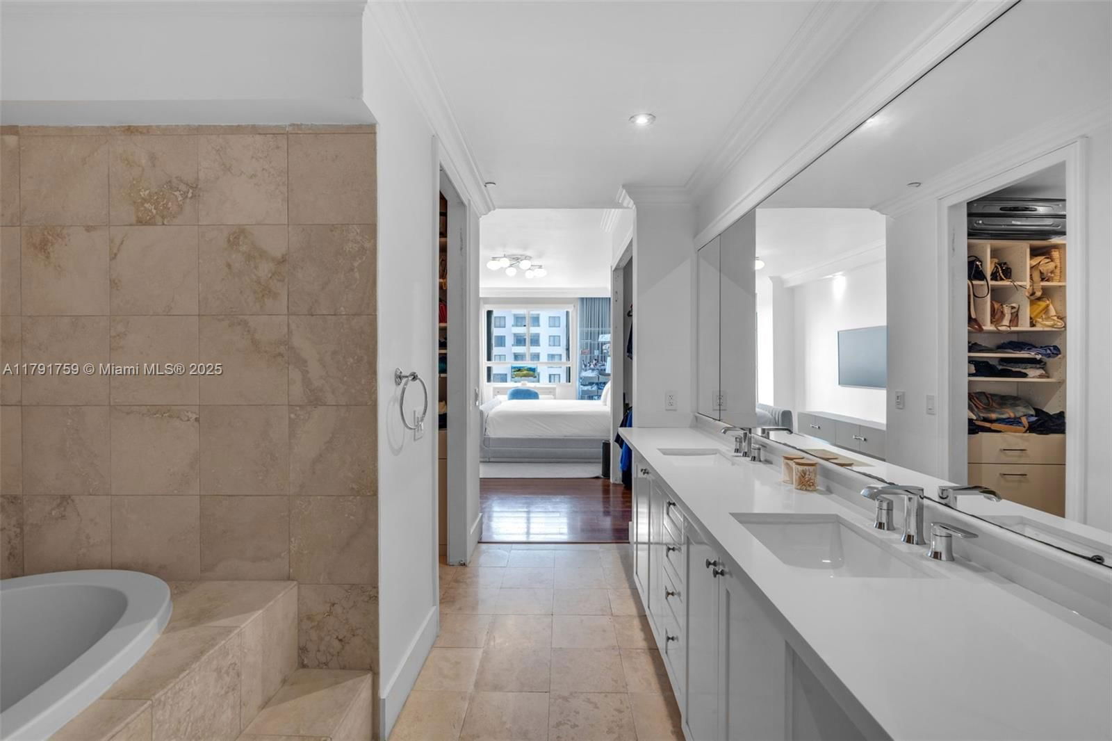 Real estate property located at 251 Crandon Blvd #624, Miami-dade, Key Colony No 2 Condo, Key Biscayne, FL