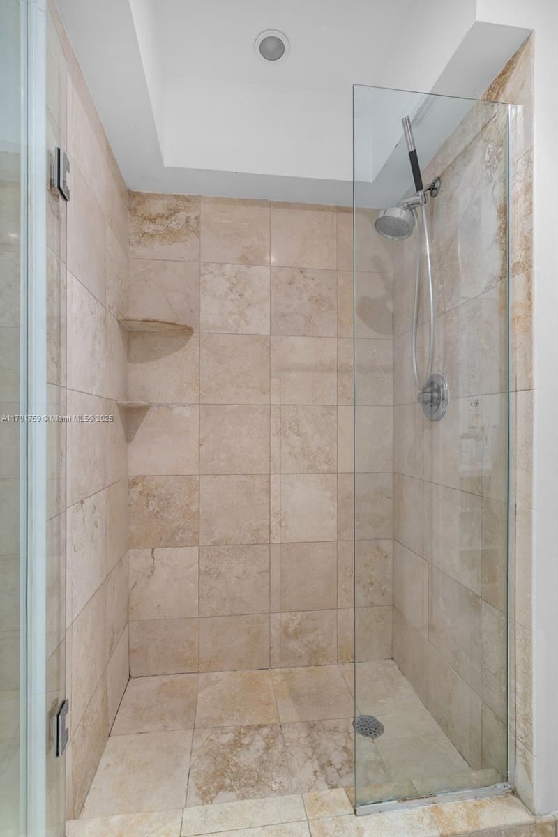 Real estate property located at 251 Crandon Blvd #624, Miami-dade, Key Colony No 2 Condo, Key Biscayne, FL