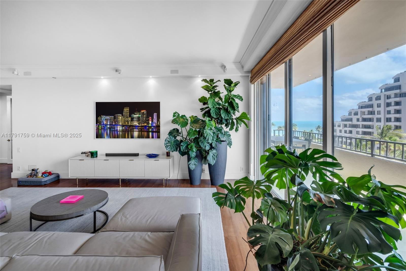 Real estate property located at 251 Crandon Blvd #624, Miami-dade, Key Colony No 2 Condo, Key Biscayne, FL