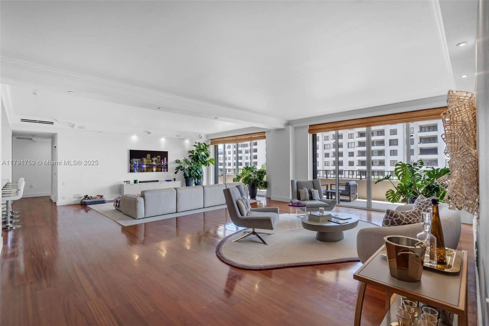 Real estate property located at 251 Crandon Blvd #624, Miami-dade, Key Colony No 2 Condo, Key Biscayne, FL