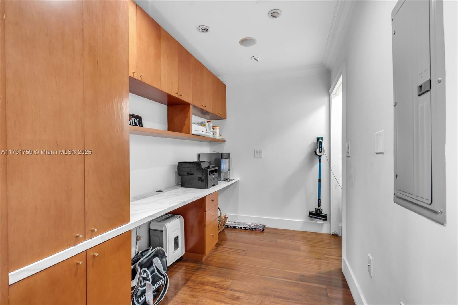 Real estate property located at 251 Crandon Blvd #624, Miami-dade, Key Colony No 2 Condo, Key Biscayne, FL
