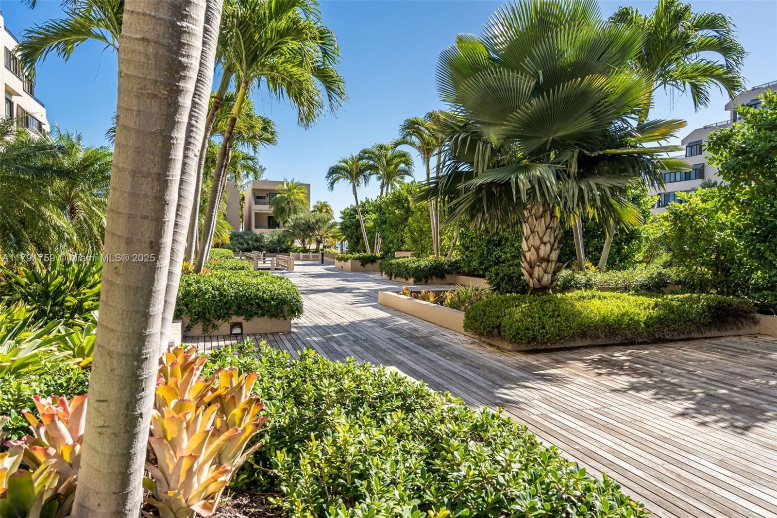 Real estate property located at 251 Crandon Blvd #624, Miami-dade, Key Colony No 2 Condo, Key Biscayne, FL