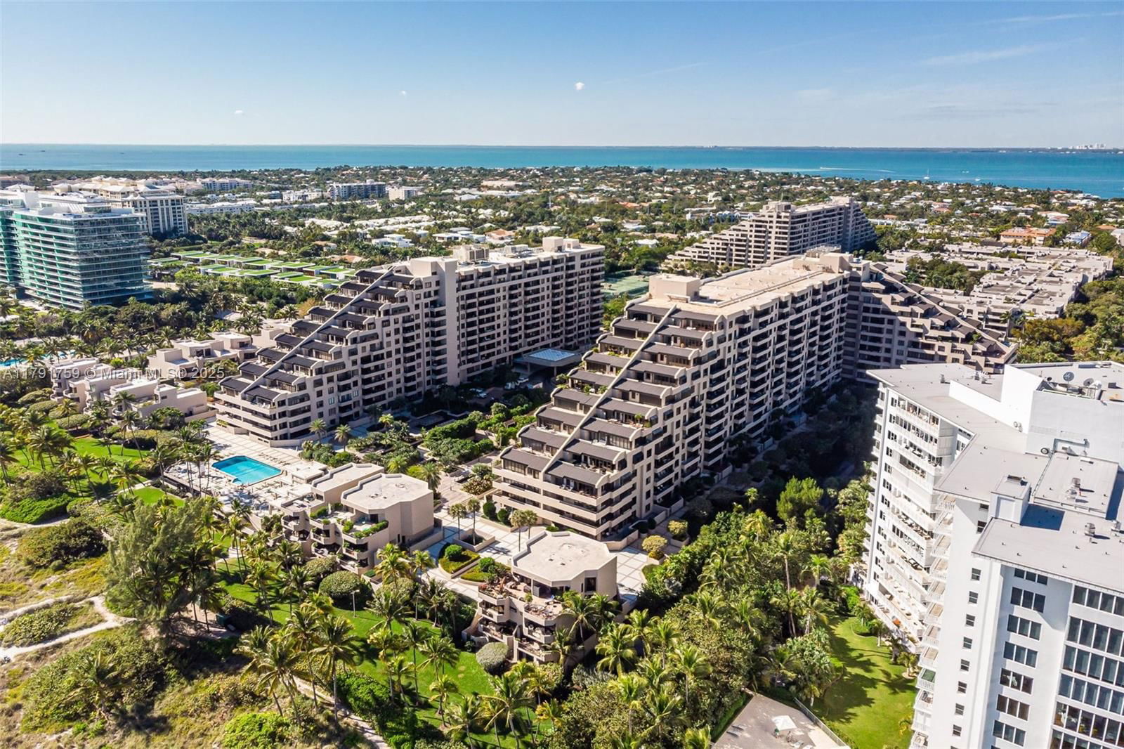 Real estate property located at 251 Crandon Blvd #624, Miami-dade, Key Colony No 2 Condo, Key Biscayne, FL