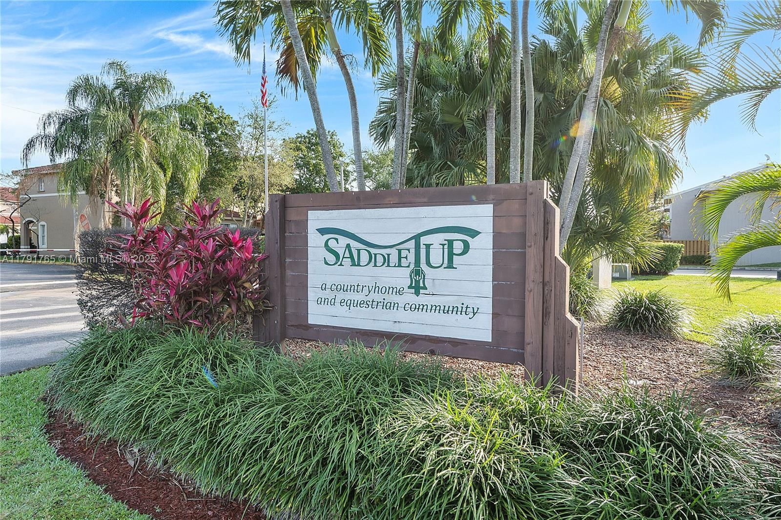 Real estate property located at 5000 University Dr, Broward, Saddle-up Plat, Davie, FL