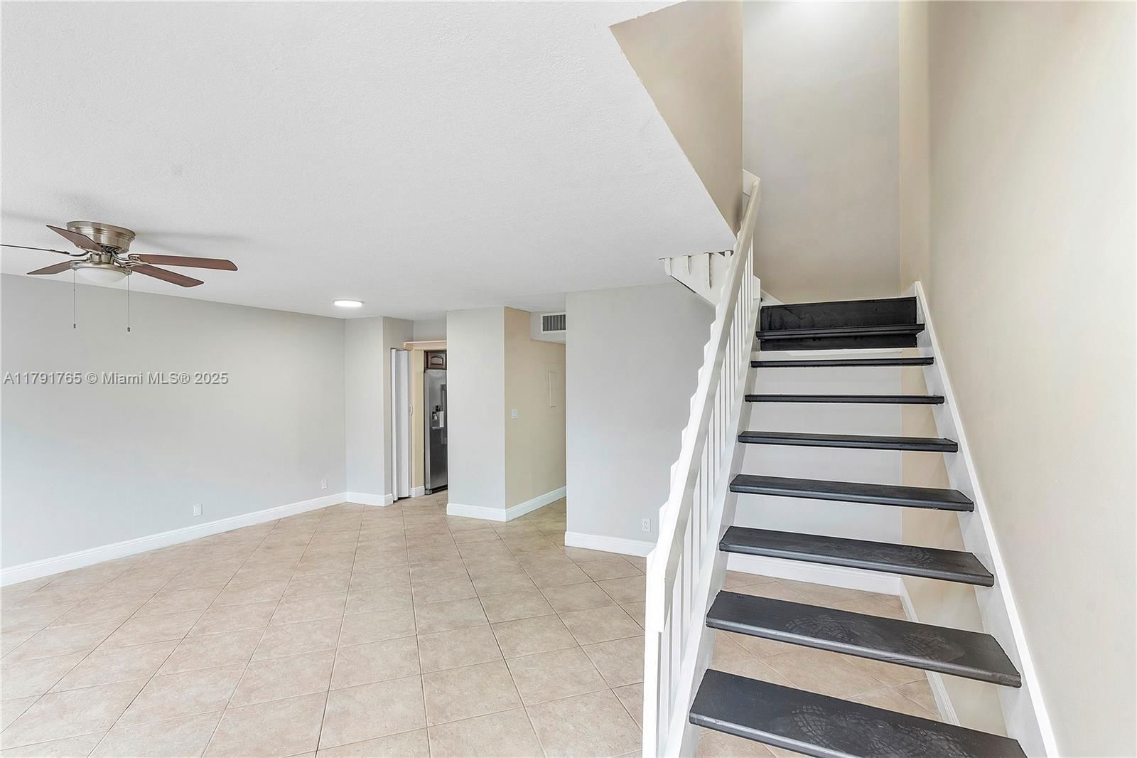 Real estate property located at 5000 University Dr, Broward, Saddle-up Plat, Davie, FL