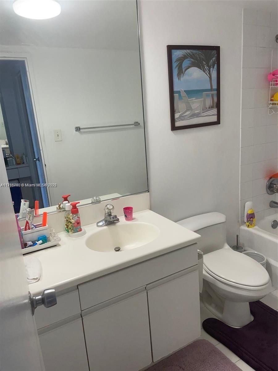Real estate property located at 5161 Collins Ave #506, Miami-dade, Seacoast 5151 Condo, Miami Beach, FL