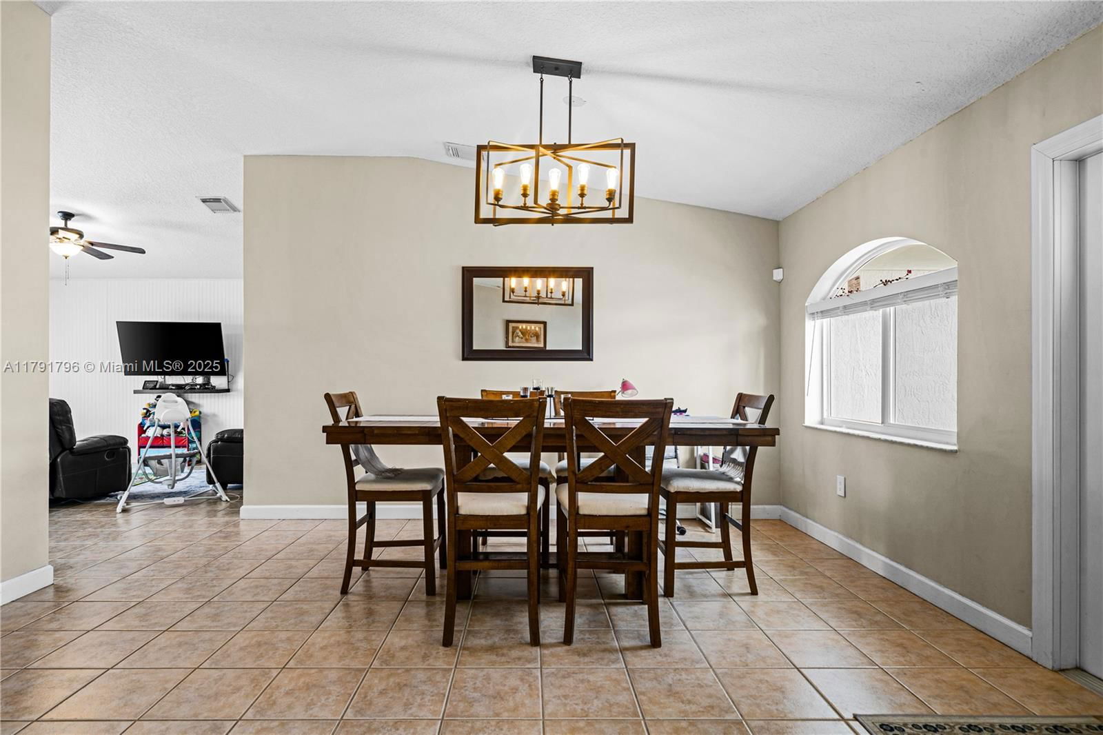 Real estate property located at 14848 181st Ter, Miami-dade, Coral Reef Nurseries Sec, Miami, FL