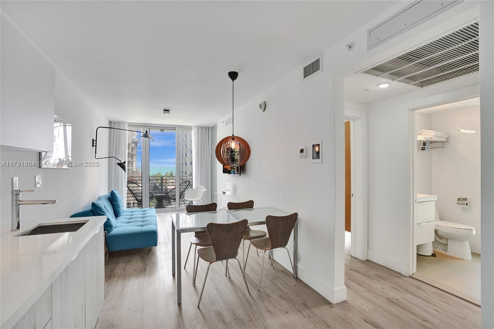 Real estate property located at 6080 Collins Ave #520, Miami-dade, 6080 Collins Condo, Miami Beach, FL