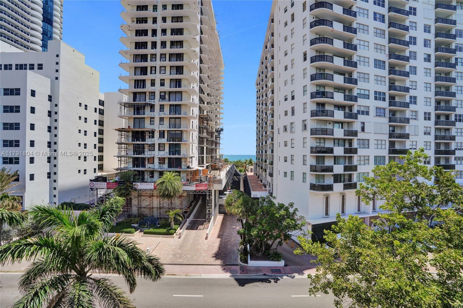 Real estate property located at 6080 Collins Ave #520, Miami-dade, 6080 Collins Condo, Miami Beach, FL