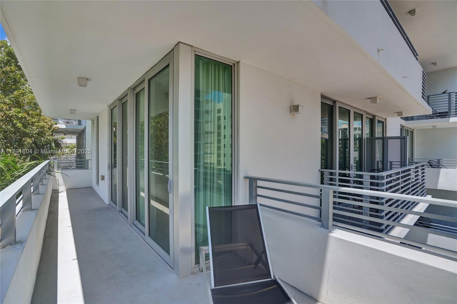 Real estate property located at 6080 Collins Ave #520, Miami-dade, 6080 Collins Condo, Miami Beach, FL