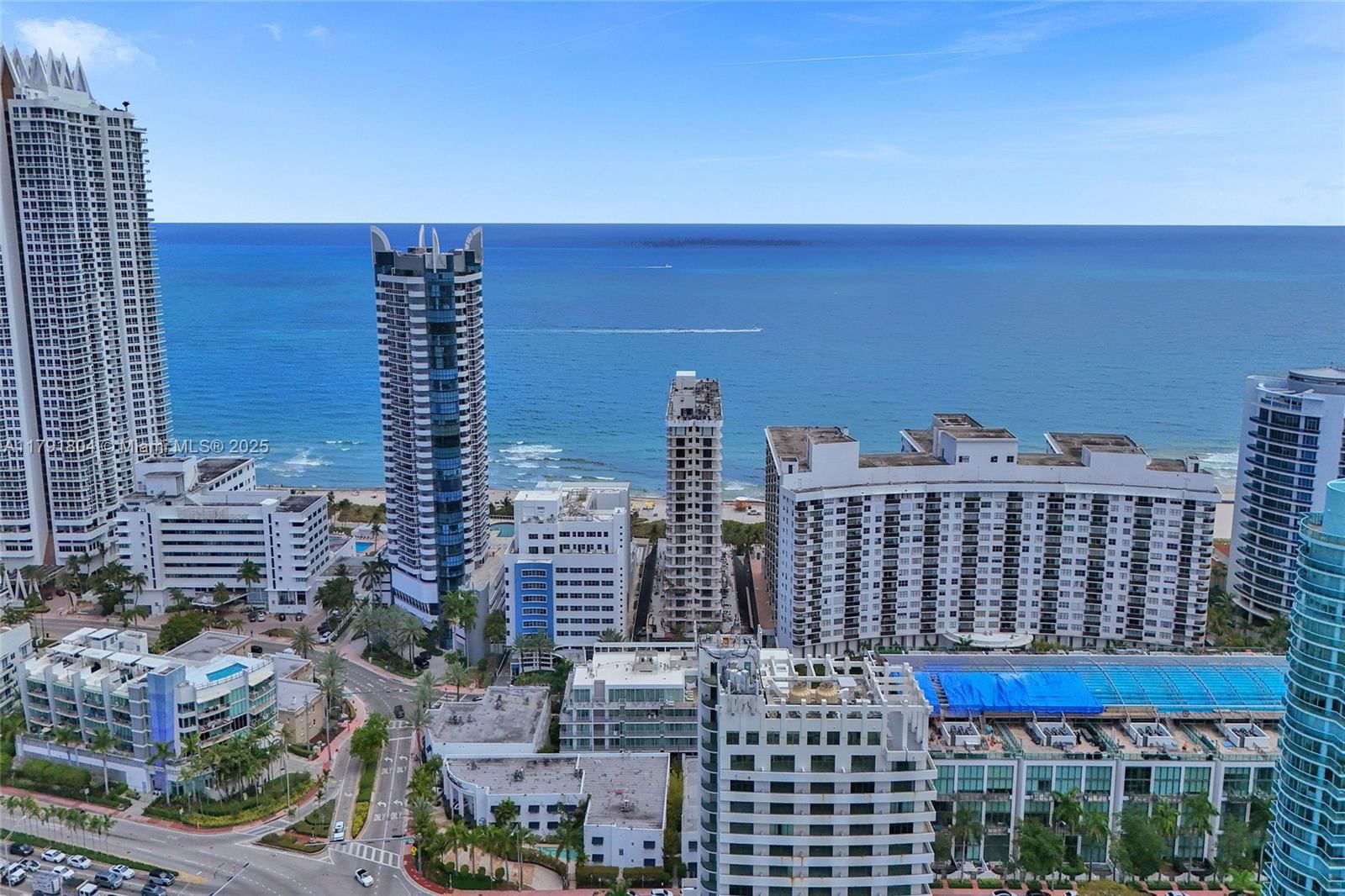 Real estate property located at 6080 Collins Ave #520, Miami-dade, 6080 Collins Condo, Miami Beach, FL