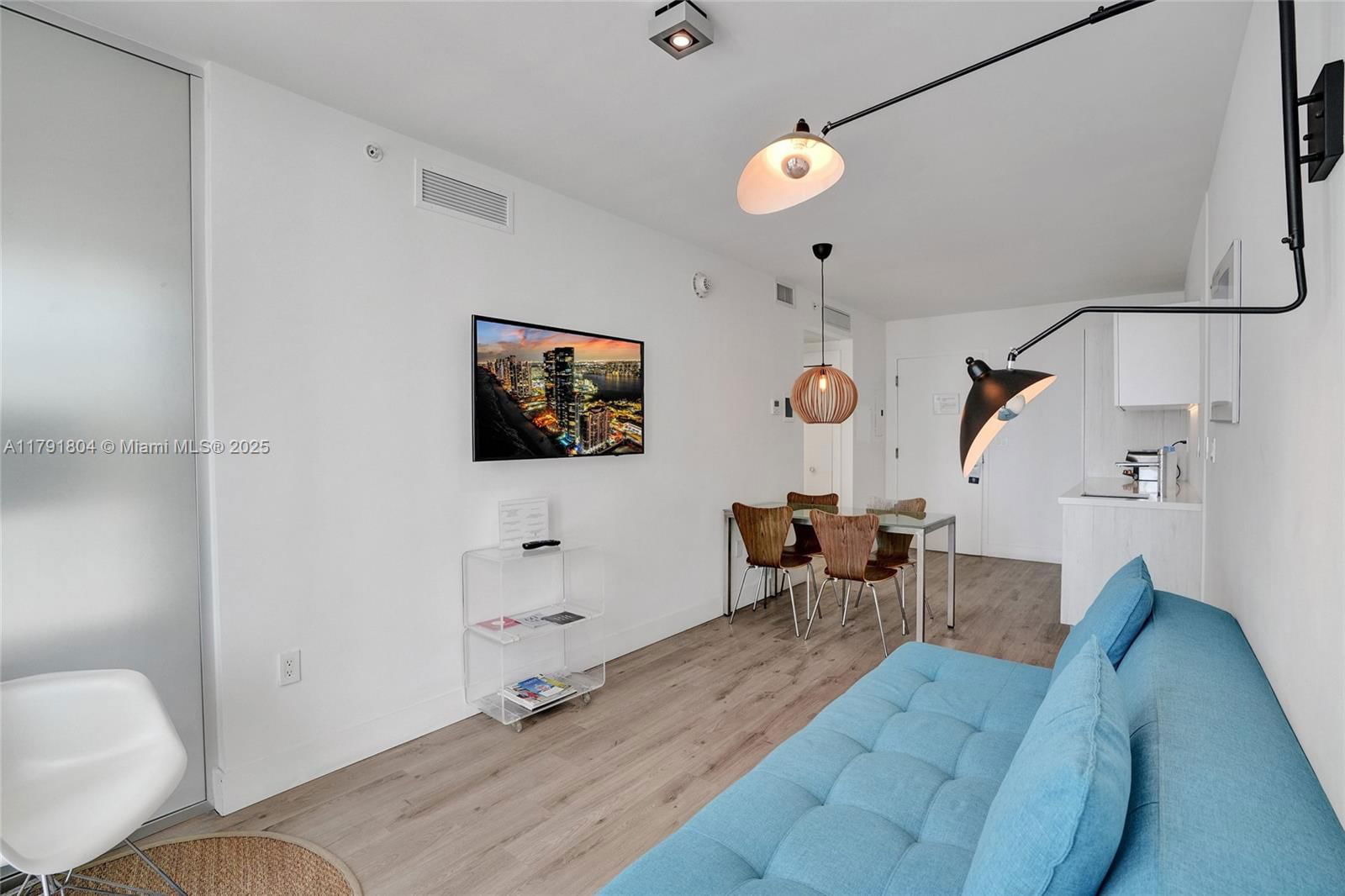 Real estate property located at 6080 Collins Ave #520, Miami-dade, 6080 Collins Condo, Miami Beach, FL