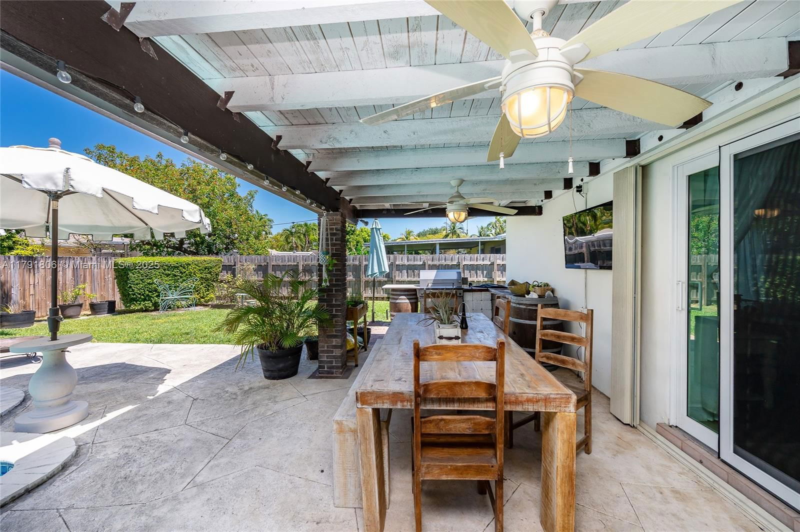 Real estate property located at 18525 90th Ct, Miami-dade, Bel Aire Sec 11, Cutler Bay, FL