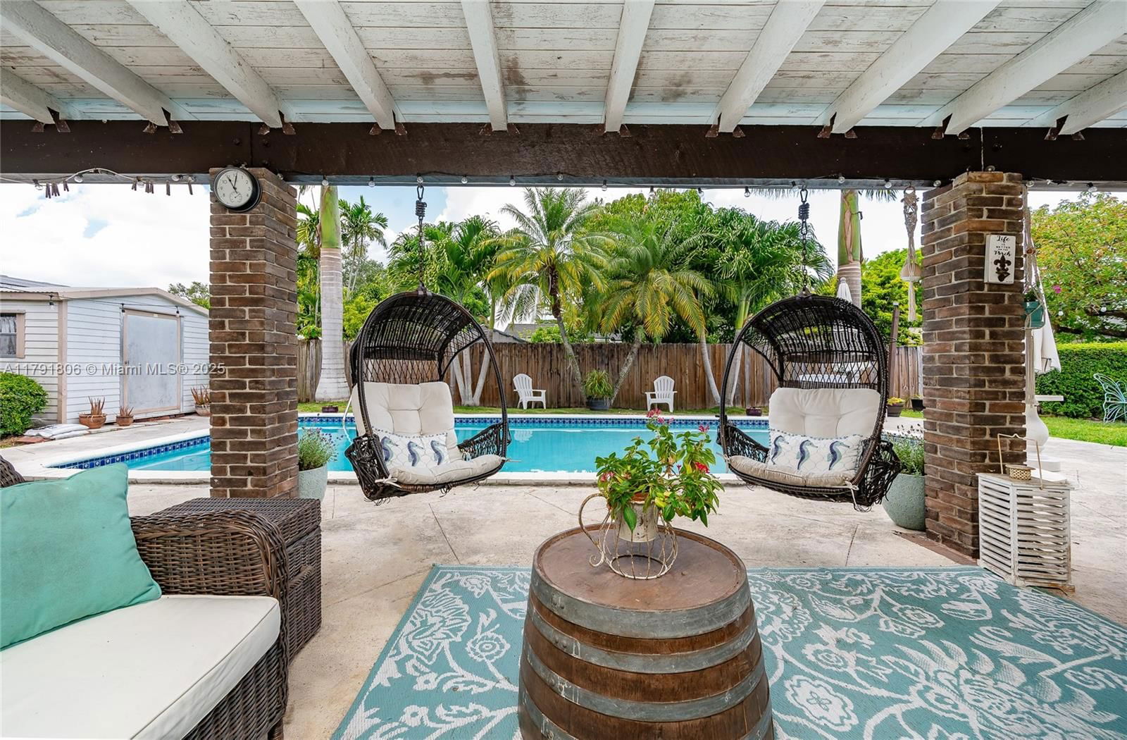 Real estate property located at 18525 90th Ct, Miami-dade, Bel Aire Sec 11, Cutler Bay, FL