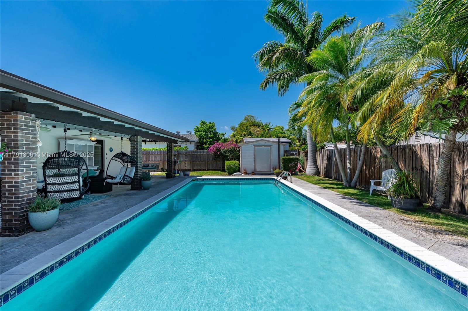 Real estate property located at 18525 90th Ct, Miami-dade, Bel Aire Sec 11, Cutler Bay, FL