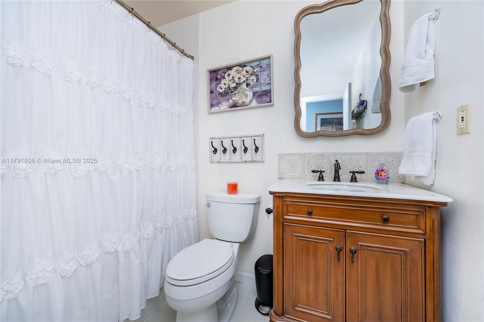 Real estate property located at 18525 90th Ct, Miami-dade, Bel Aire Sec 11, Cutler Bay, FL