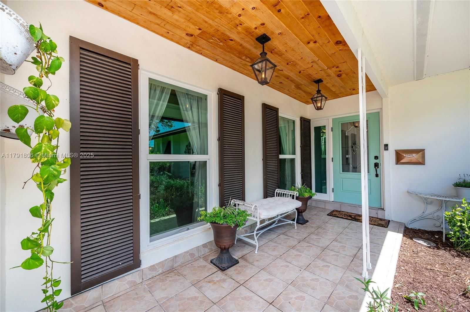 Real estate property located at 18525 90th Ct, Miami-dade, Bel Aire Sec 11, Cutler Bay, FL
