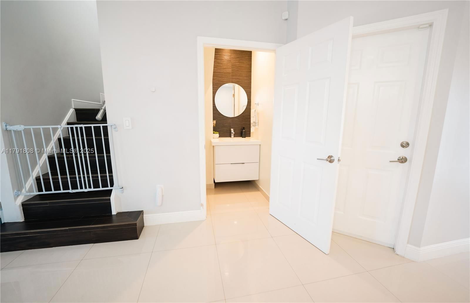 Real estate property located at 3891 147th Ave #13, Miami-dade, Cristal Villas Condo, Miami, FL